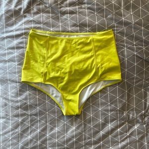 NWOT Kortni jeane high waisted bottoms